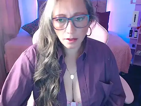 Snapshot of Melanyy_100 chatting on 30, 1, 2025 Melanyy 100 online show from 30, 1, 2025