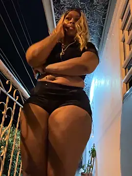 Lilybaudinx96 online show from 6, 1, 2026