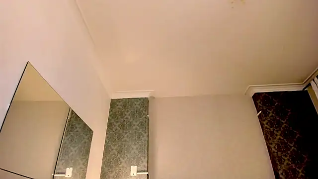 Mistyca online show from 1, 3, 2025