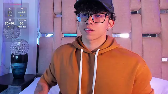 AkazaBoy  online show from 22, 11, 2025