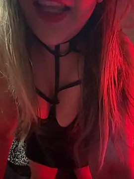 famous indian girl online show from 14, 10, 2025