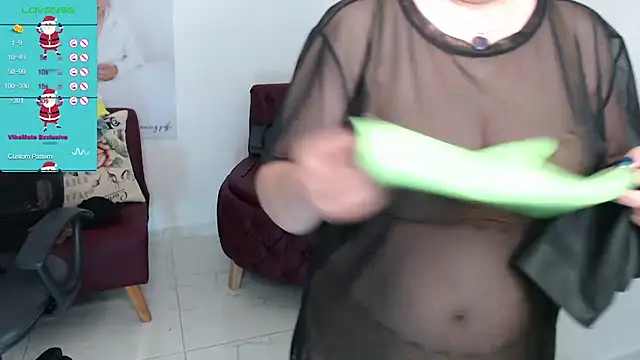 Snapshot of Serenay_ chatting on 12, 12, 2024 Serenay online show from 12, 12, 2024