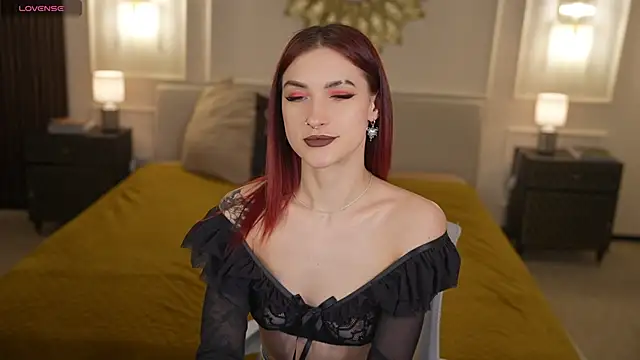 Magnetic Mia  online show from 23, 3, 2026