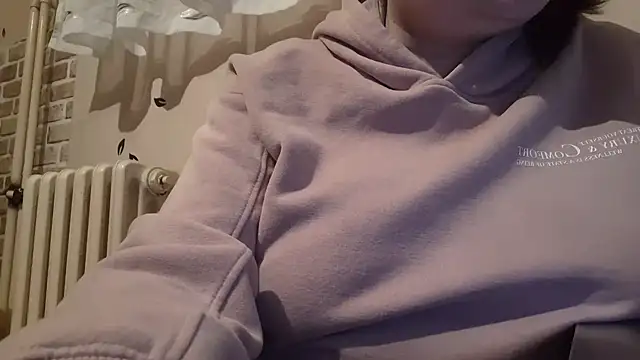 Snapshot of AalinnaK chatting on 26, 2, 2025 AalinnaK online show from 26, 2, 2025