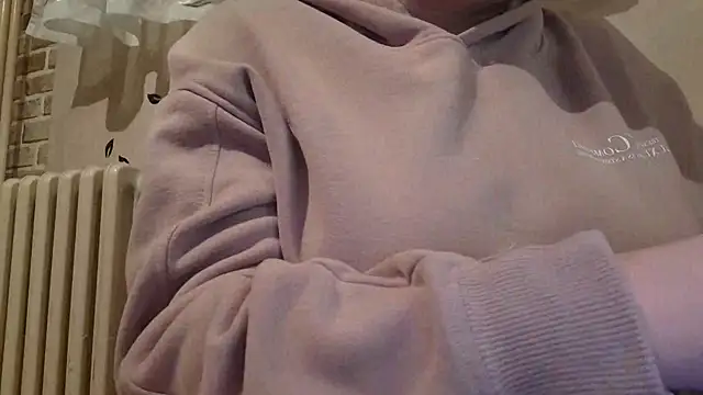 Snapshot of AalinnaK chatting on 26, 2, 2025 AalinnaK online show from 26, 2, 2025