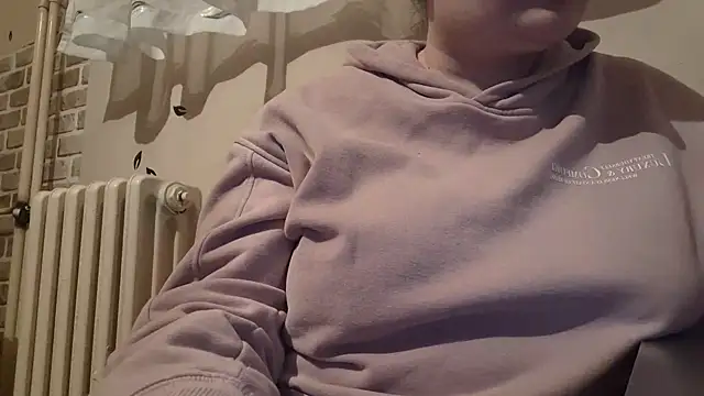 Snapshot of AalinnaK chatting on 27, 2, 2025 AalinnaK online show from 27, 2, 2025