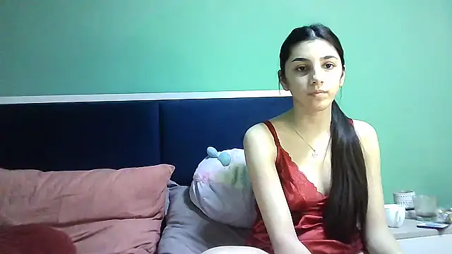 Snapshot of Ahotkittyxxx chatting on 29, 12, 2024 Ahotkittyxxx online show from 29, 12, 2024