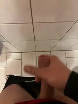 daubine46 online show from 13, 4, 2026