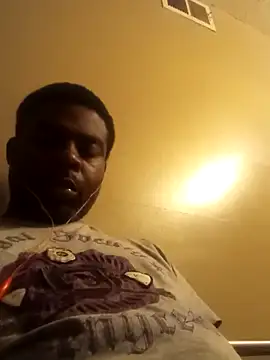 Snapshot of SLOWSTRO chatting on 7, 2, 2025 SLOWSTRO online show from 7, 2, 2025