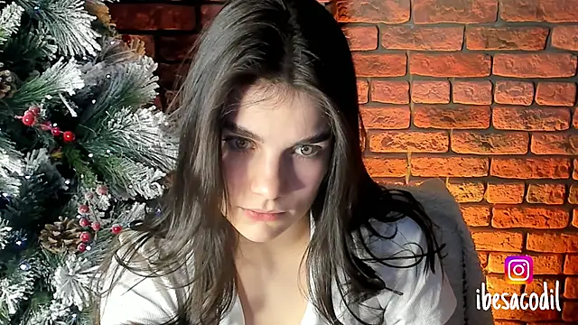 adriana allien online show from 6, 1, 2025