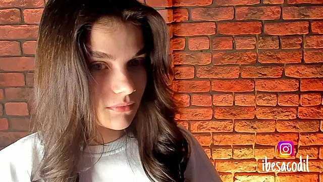 adriana allien online show from 12, 1, 2025