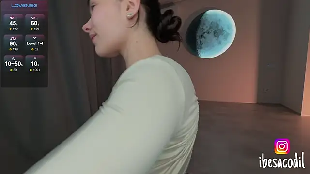 adriana allien online show from 19, 5, 2026