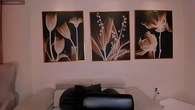 TaraLawrence online show from 5, 2, 2026