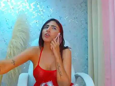 talianaprada online show from 8, 12, 2024