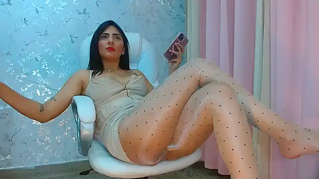 talianaprada online show from 15, 1, 2025