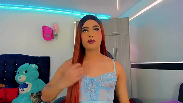 Hellen moons   online show from 14, 10, 2025