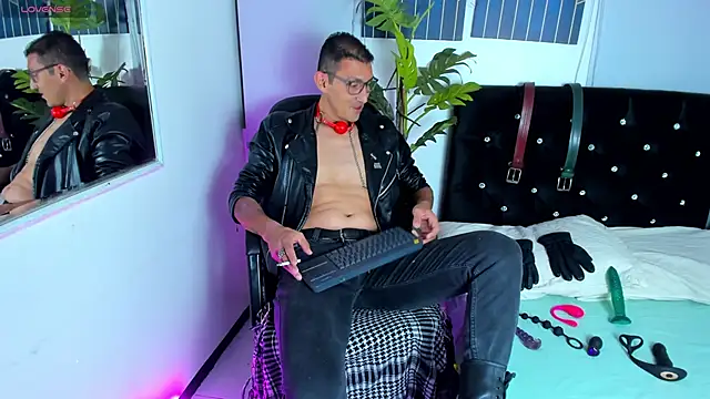 Snapshot of enzopratt chatting on 20, 2, 2025 enzopratt online show from 20, 2, 2025