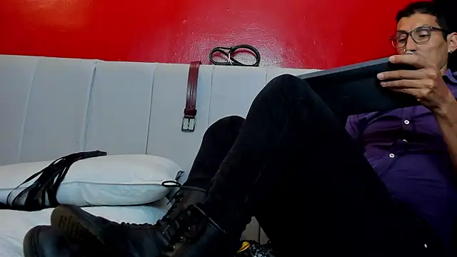 Snapshot of enzopratt chatting on 8, 3, 2025 enzopratt online show from 8, 3, 2025