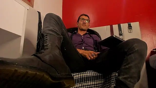 Snapshot of enzopratt chatting on 16, 3, 2025 enzopratt online show from 16, 3, 2025