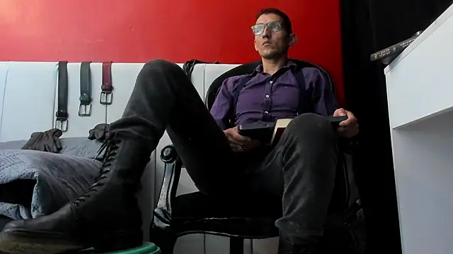 Snapshot of enzopratt chatting on 18, 3, 2025 enzopratt online show from 18, 3, 2025