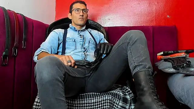 Snapshot of enzopratt chatting on 20, 3, 2025 enzopratt online show from 20, 3, 2025