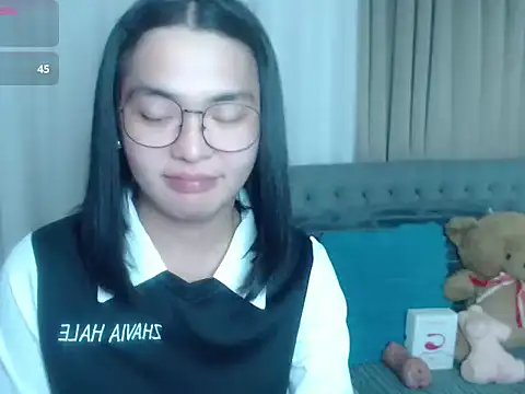 zhaviahale21 online show from 28, 6, 2026