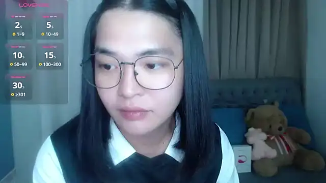 zhaviahale21 online show from 11, 7, 2026