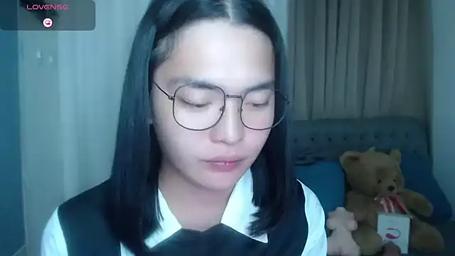 zhaviahale21 online show from 14, 7, 2026