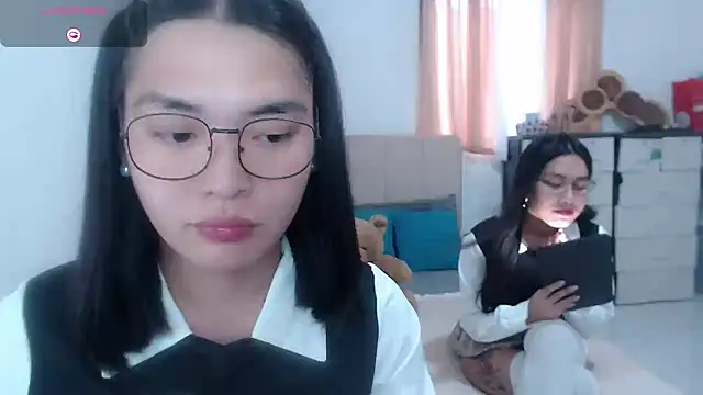 zhaviahale21 online show from 25, 7, 2026