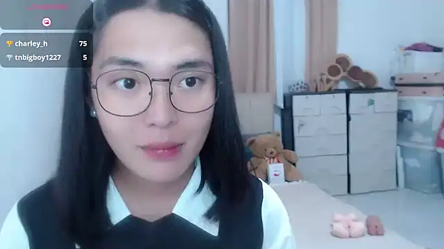 zhaviahale21 online show from 28, 7, 2026