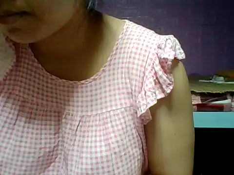 Snapshot of Mimi18x chatting on 2, 10, 2025 Mimi18x online show from 2, 10, 2025