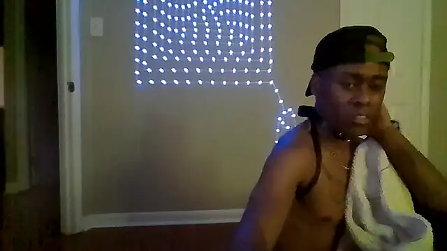 Snapshot of PETER-RABIT chatting on 29, 12, 2024 PETER-RABIT online show from 29, 12, 2024