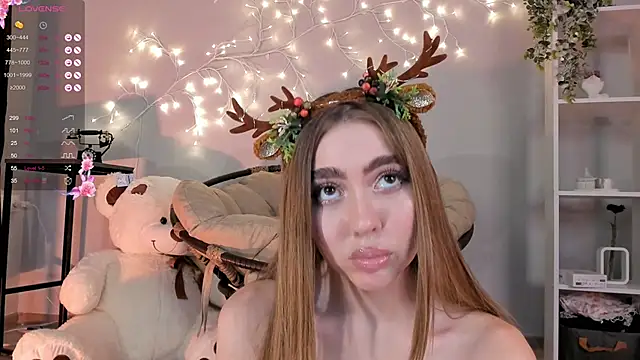 Snapshot of Lili_Roze_ chatting on 27, 12, 2024 Lili Roze online show from 27, 12, 2024