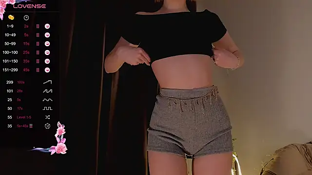 Snapshot of Lili_Roze_ chatting on 21, 2, 2025 Lili Roze online show from 21, 2, 2025