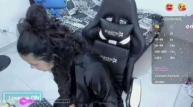 Moon Sammy online show from 7, 3, 2025