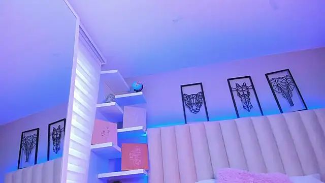 Megan mooree  online show from 16, 1, 2025