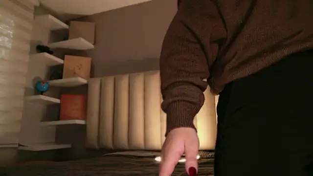 Megan mooree  online show from 7, 4, 2026