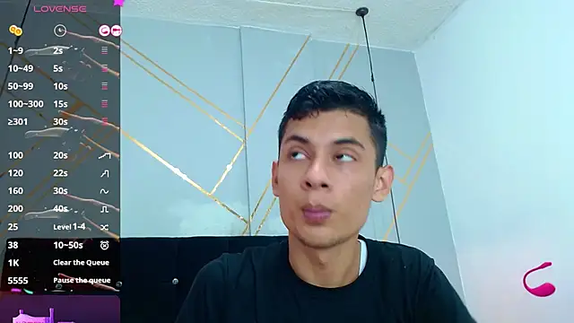 Snapshot of Oliver_king_sex chatting on 24, 2, 2025 Oliver king sex online show from 24, 2, 2025