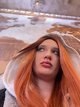 Holly Molii online show from 19, 2, 2025