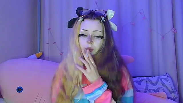 suemeow online show from 13, 10, 2025