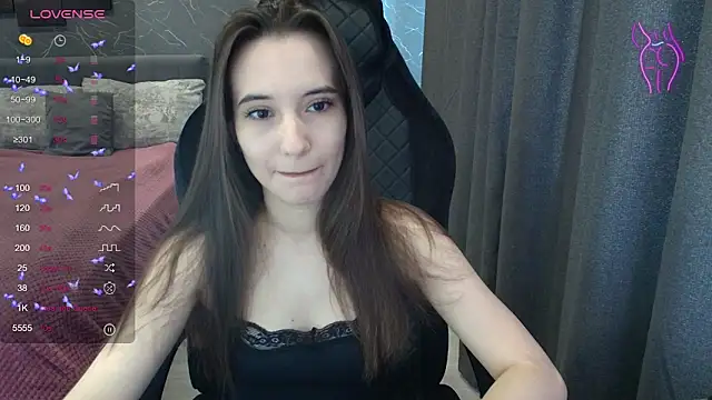 Alice Weiss online show from 4, 6, 2026