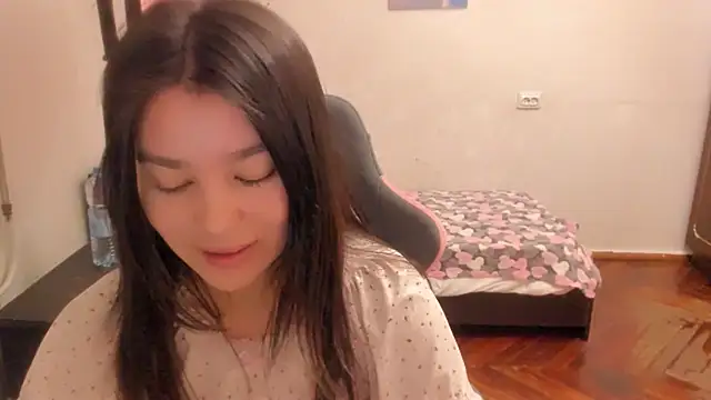 Snapshot of LunaXmii chatting on 16, 3, 2025 LunaXmii online show from 16, 3, 2025