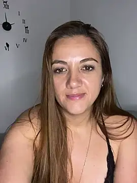Snapshot of Shianrose chatting on 12, 1, 2025 Shianrose online show from 12, 1, 2025