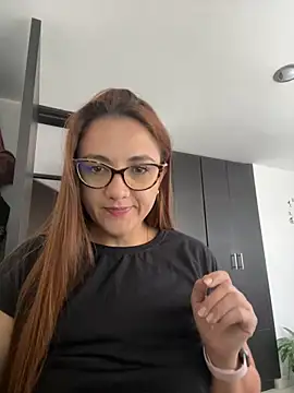 Snapshot of Shianrose chatting on 5, 3, 2025 Shianrose online show from 5, 3, 2025