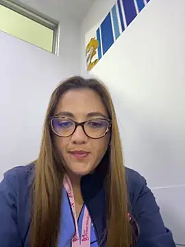 Snapshot of Shianrose chatting on 15, 10, 2025 Shianrose online show from 15, 10, 2025