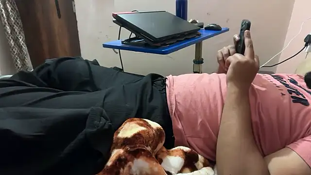 sexyboy09 online show from 31, 10, 2025