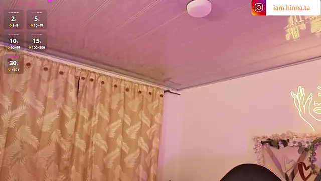 Snapshot of hina_tay chatting on 1, 2, 2026 hina tay online show from 1, 2, 2026