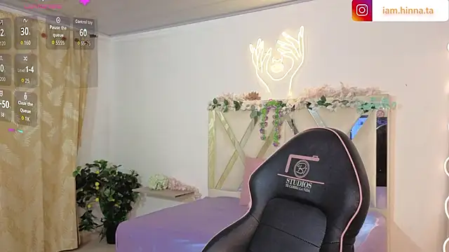 hina tay online show from 13, 3, 2026