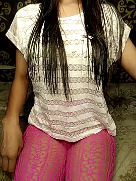 Snapshot of poojaji690 chatting on 17, 9, 2025 poojaji690 online show from 17, 9, 2025