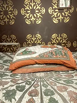 Snapshot of poojaji690 chatting on 2, 10, 2025 poojaji690 online show from 2, 10, 2025